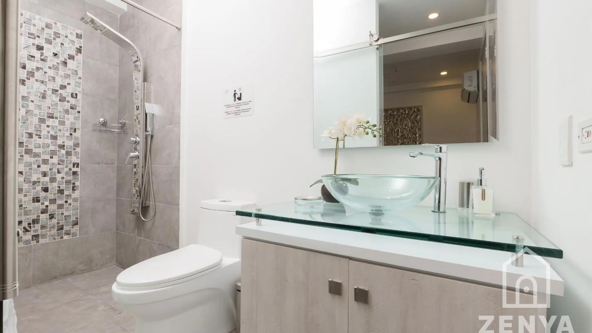 Recovery House By Zenya Host Cali