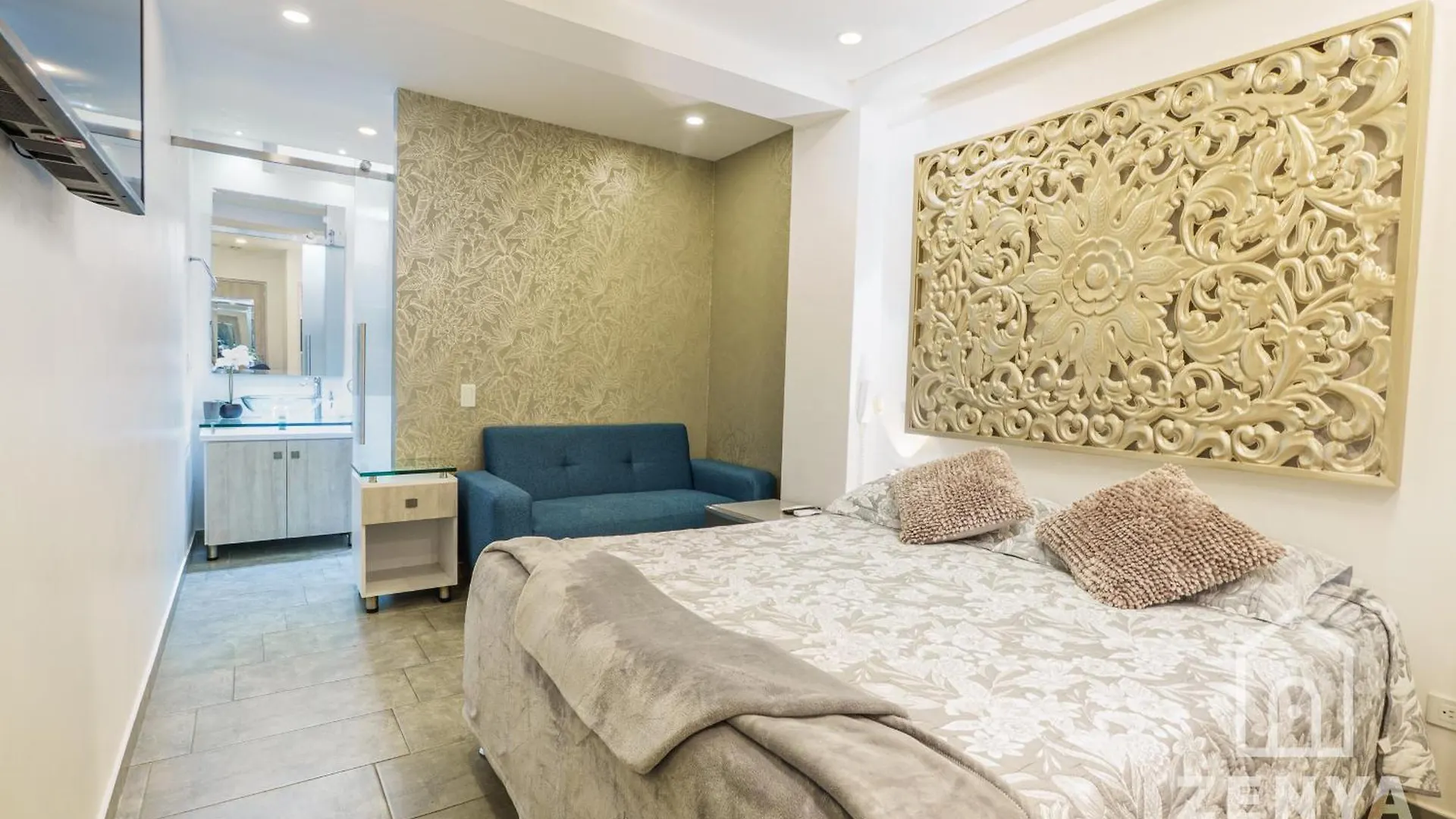 Recovery House By Zenya Host Cali